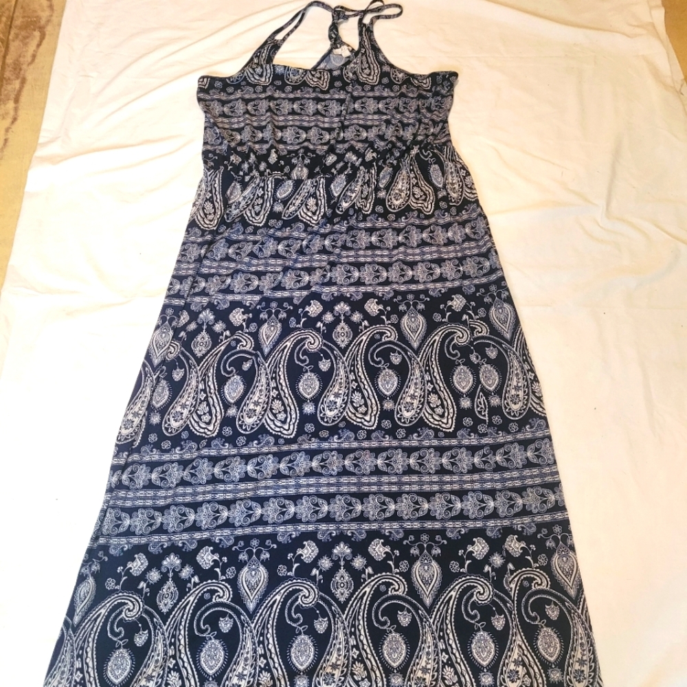 Long maxi dress navy blue and off white